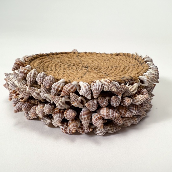 π Set of 4 Handmade Jute Cerith Seashell Coasters Coastal Boho Style 5" πΎππ§Ί - Picture 5 of 6